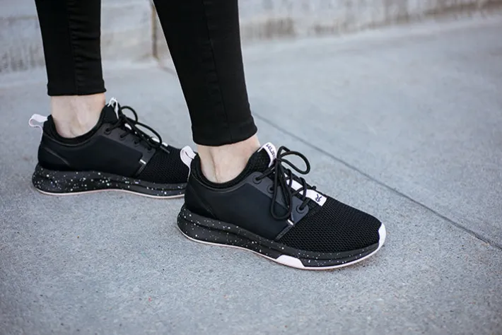 Sneakers>KURU Footwear ATOM Jetblack-white-gum