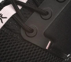 Sneakers><noscript><img width=