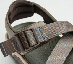 Sandals><noscript><img width=