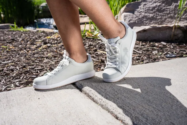 Sneakers>KURU Footwear ROAM Bonegray-cloudgray